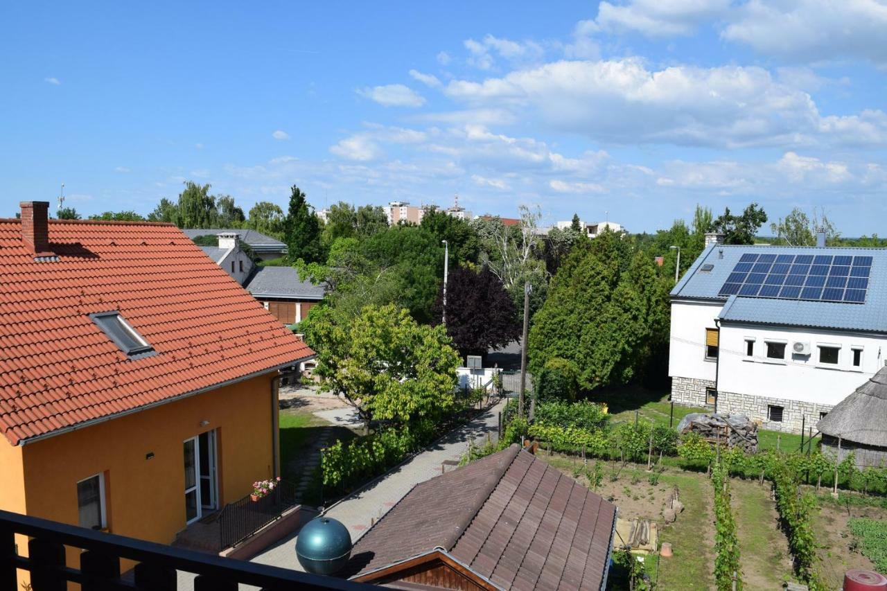In Siofok/balaton 35514